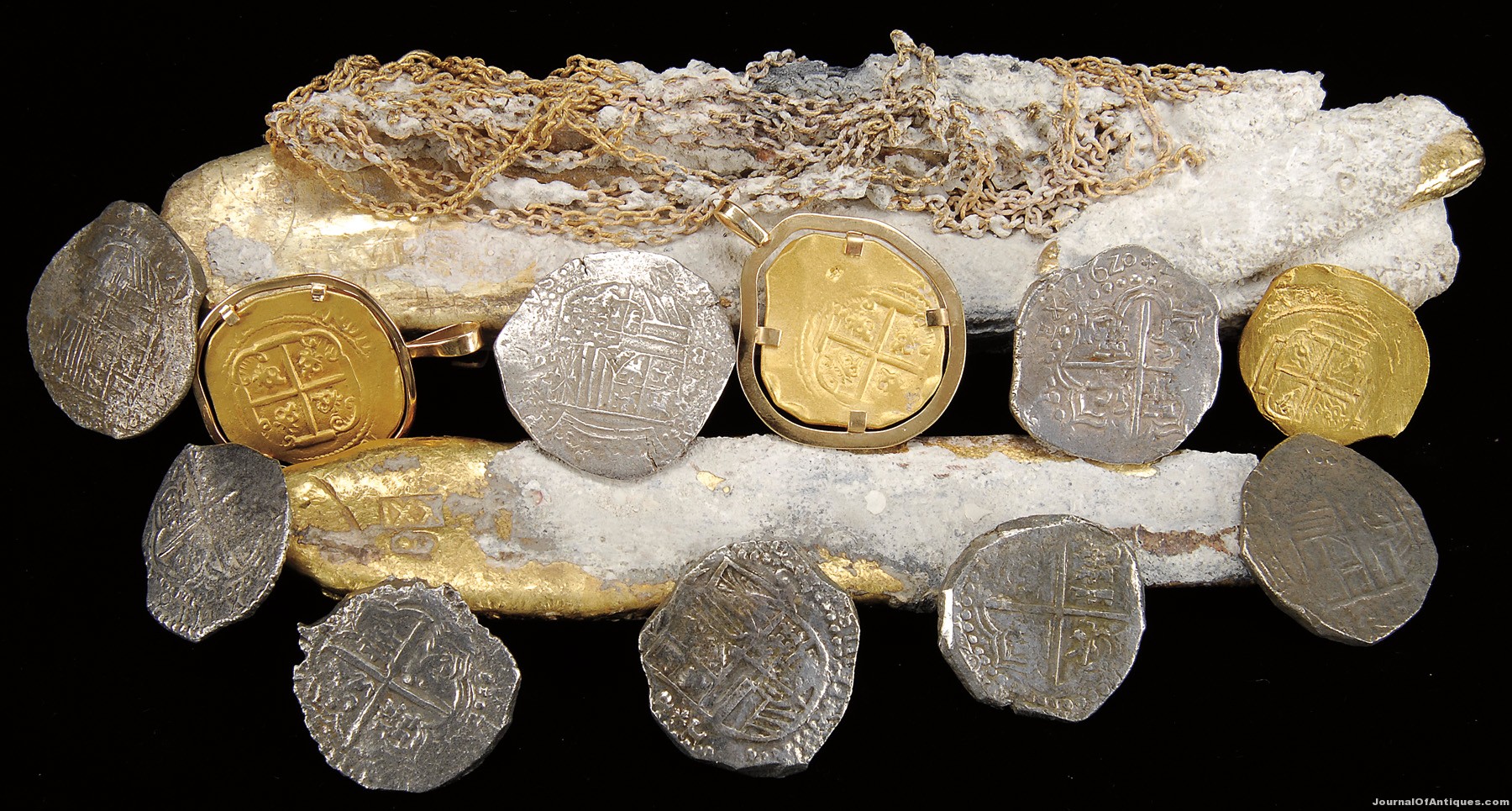 Золотые слитки и монеты древние