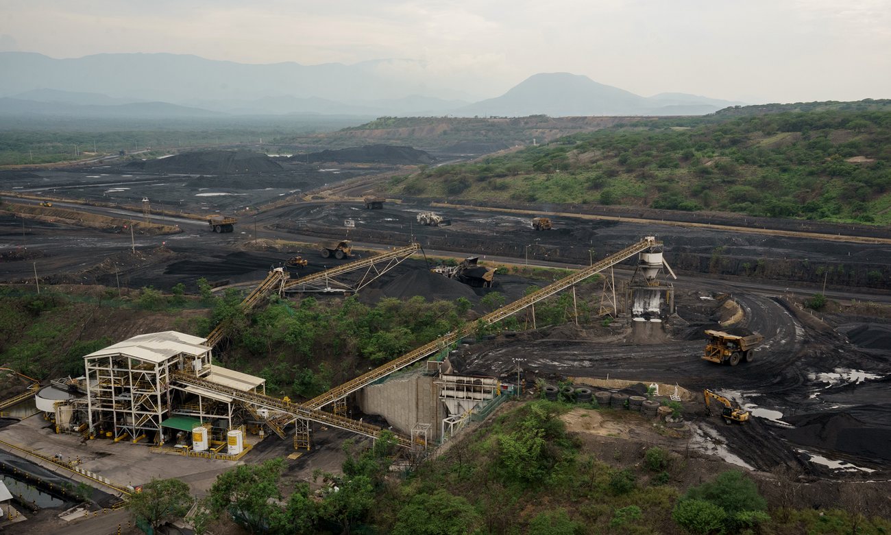 добыча угля в индонезии